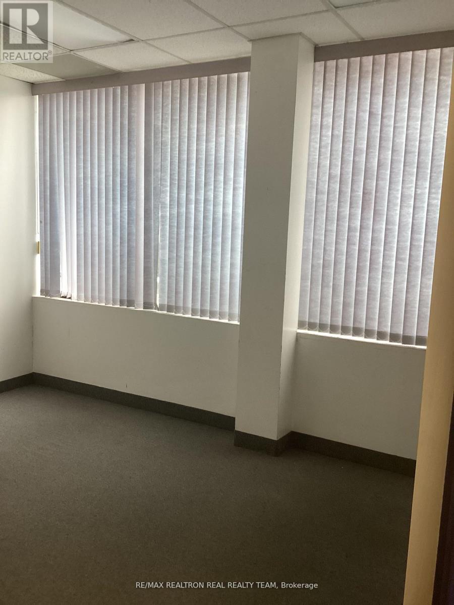 209 - 3300 Mcnicoll Avenue, Toronto, Ontario  M1V 5J6 - Photo 16 - E13032346