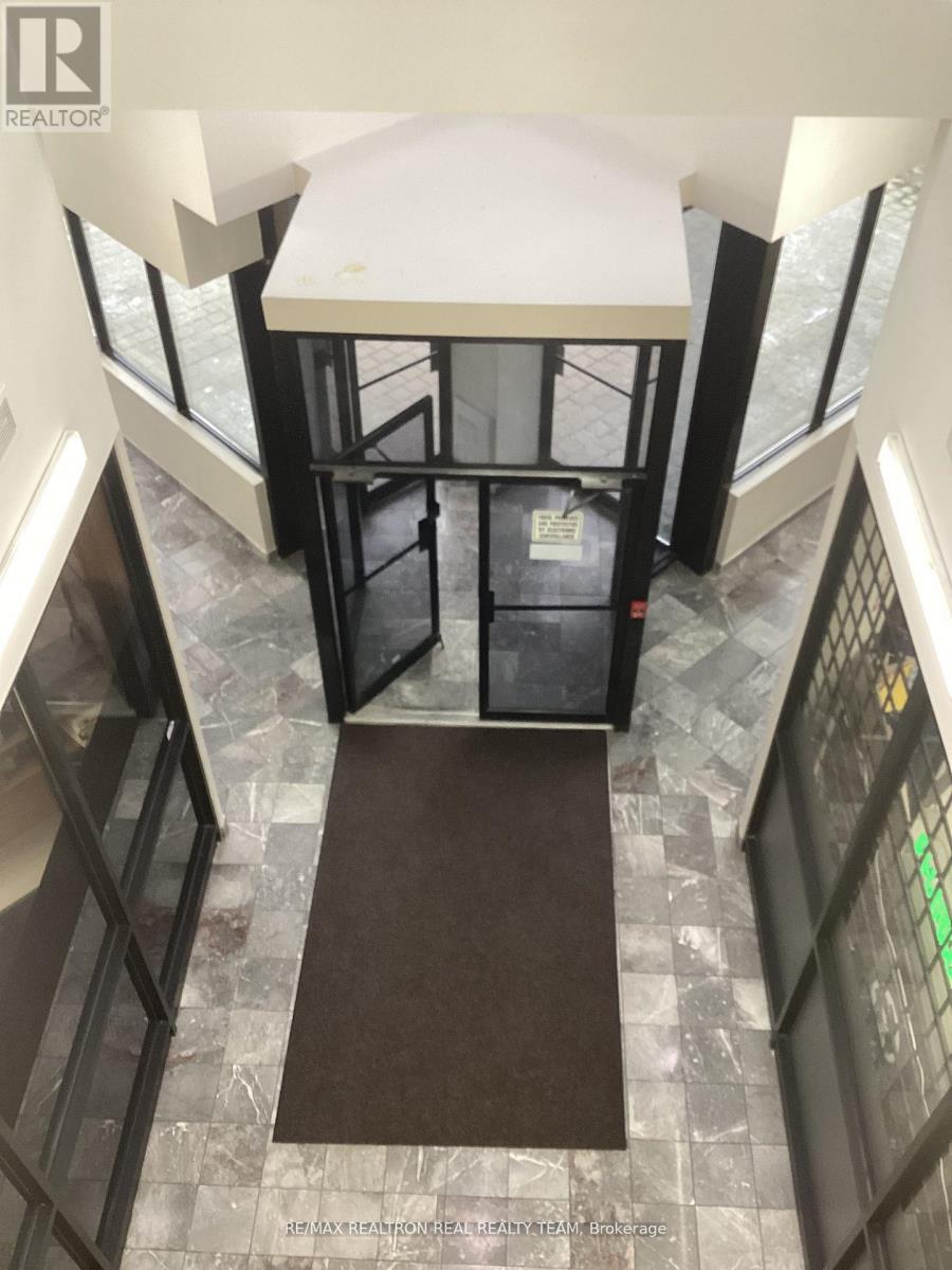 209 - 3300 Mcnicoll Avenue, Toronto, Ontario  M1V 5J6 - Photo 23 - E13032346