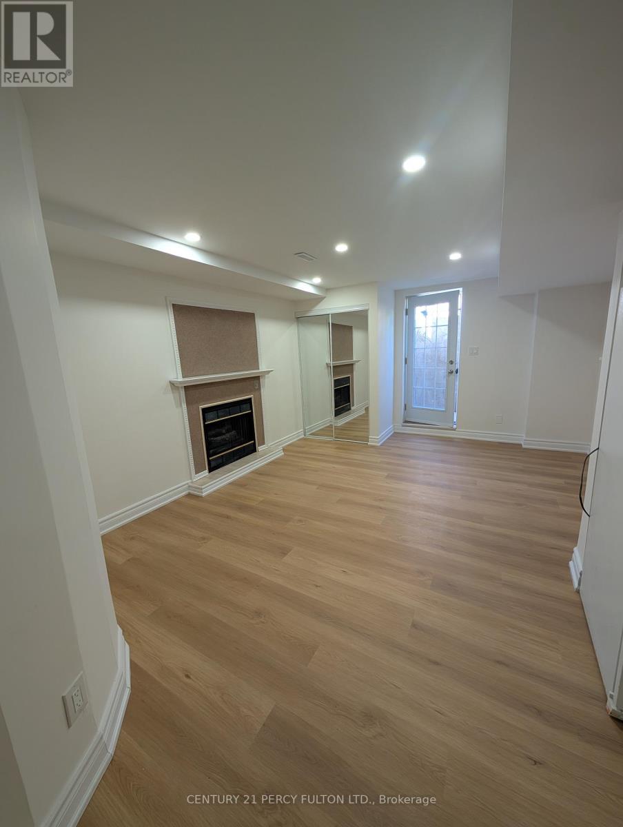 Bsmt - 22 Deverell Street, Whitby, Ontario  L1R 1W4 - Photo 3 - E13032368