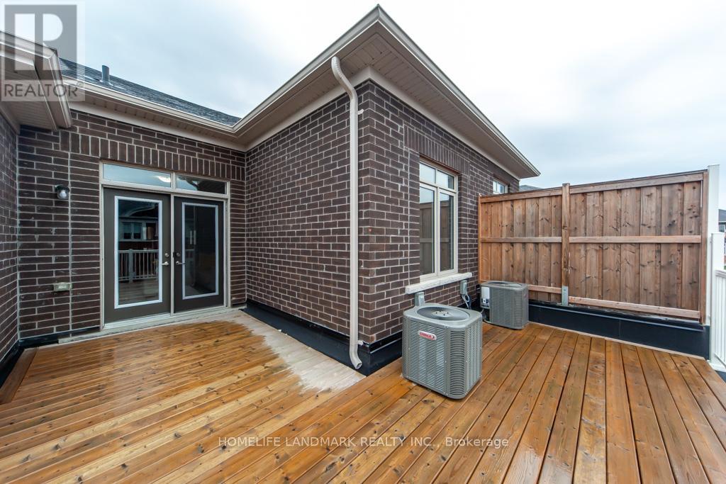 1126 Baltic Lane, Pickering, Ontario  L1X 0G9 - Photo 31 - E13032404