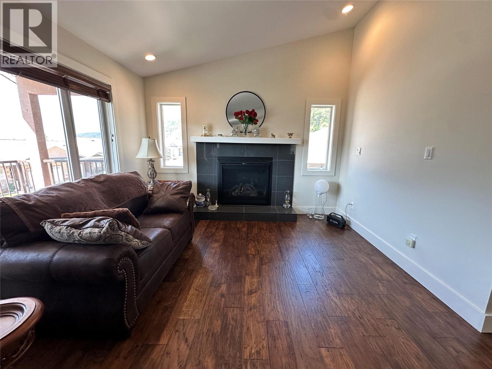 8121 Birchwood Drive, Trail, British Columbia  V1R 4Y3 - Photo 17 - 10384206