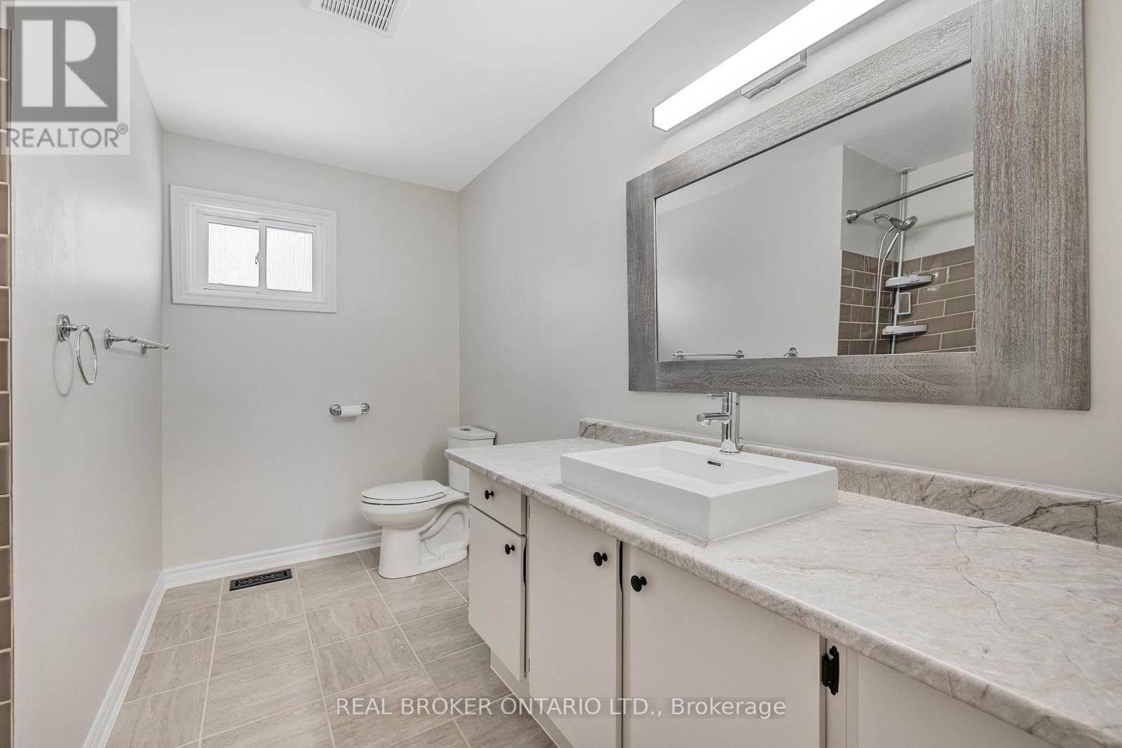 246 East Street, East Gwillimbury, Ontario  L9N 1K8 - Photo 28 - N13032176