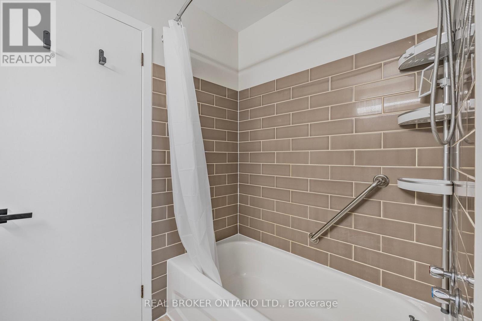 246 East Street, East Gwillimbury, Ontario  L9N 1K8 - Photo 29 - N13032176