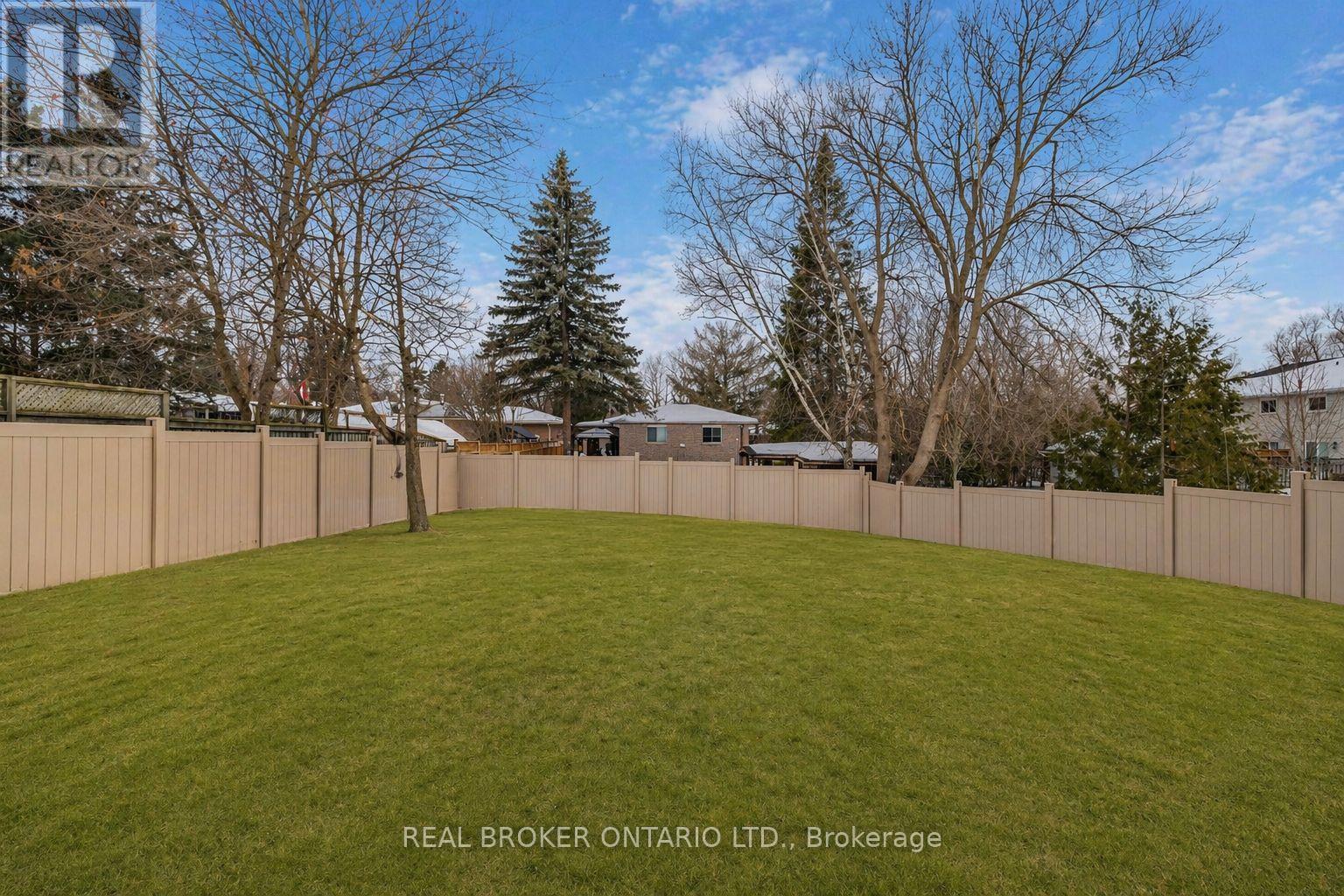 246 East Street, East Gwillimbury, Ontario  L9N 1K8 - Photo 33 - N13032176