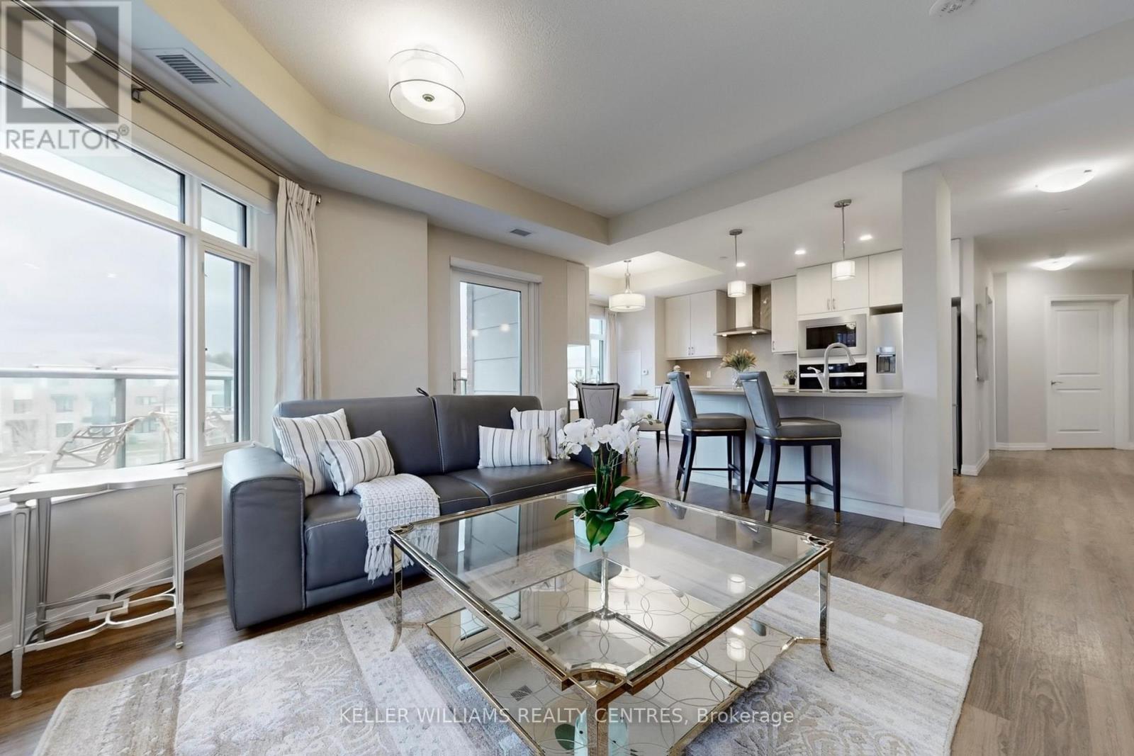 313 - 460 William Graham Drive, Aurora, Ontario  L4G 1X9 - Photo 3 - N13032286