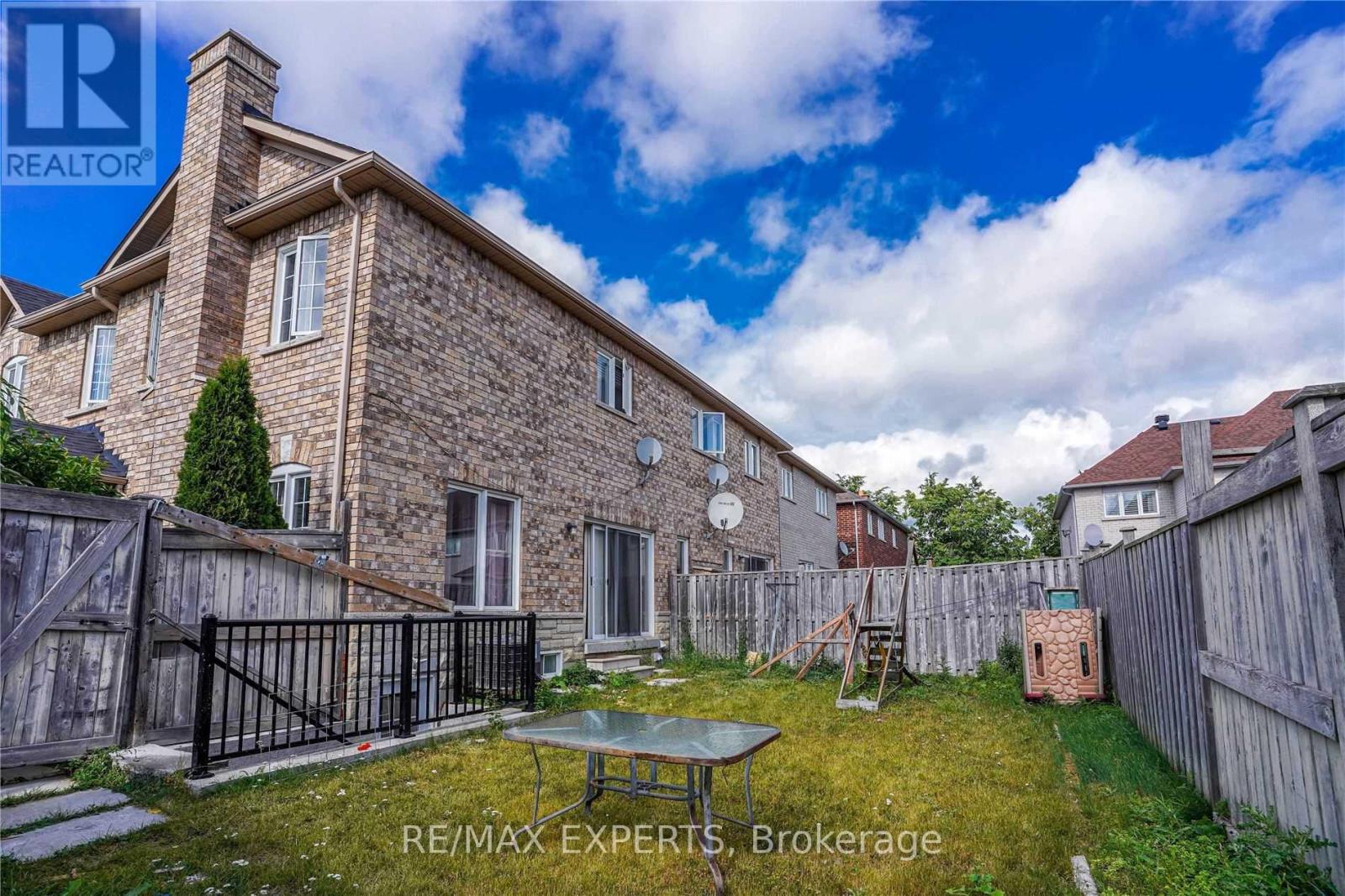 33 Saltspring Drive, Markham (Greensborough), Ontario  L6E 2H1 - Photo 25 - N13032358