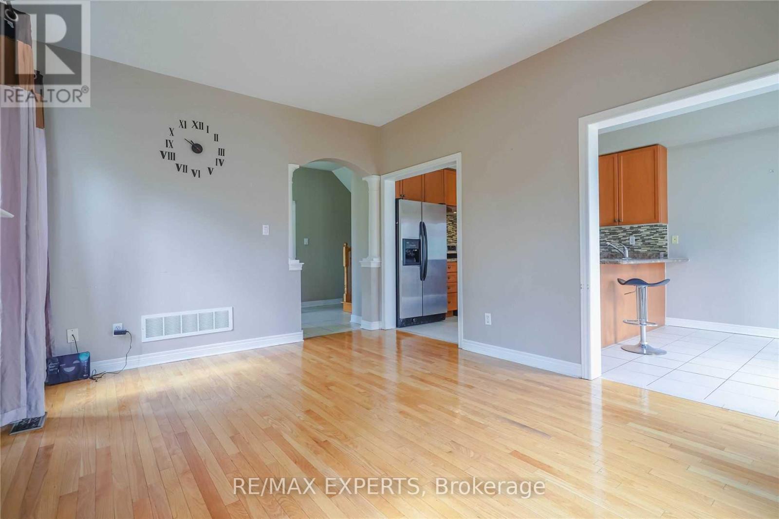 33 Saltspring Drive, Markham (Greensborough), Ontario  L6E 2H1 - Photo 8 - N13032358