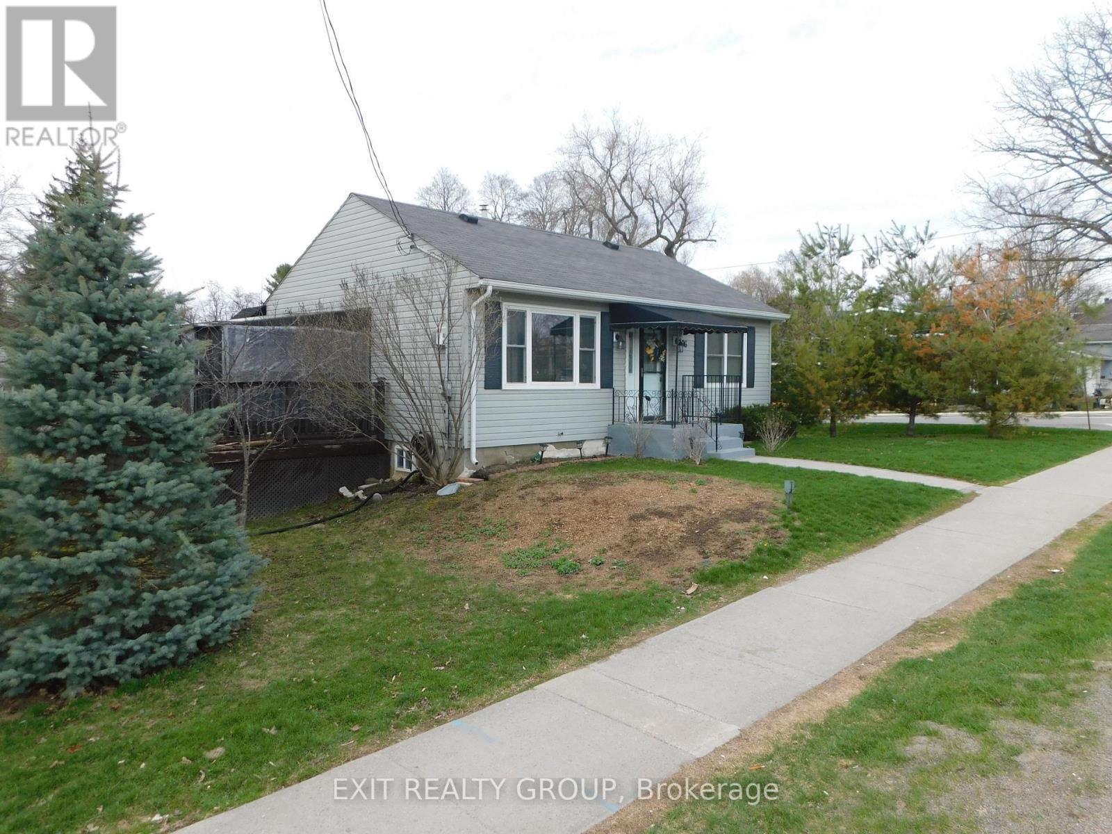 96 Elgin Street, Centre Hastings, Ontario  K0K 2K0 - Photo 2 - X12903580