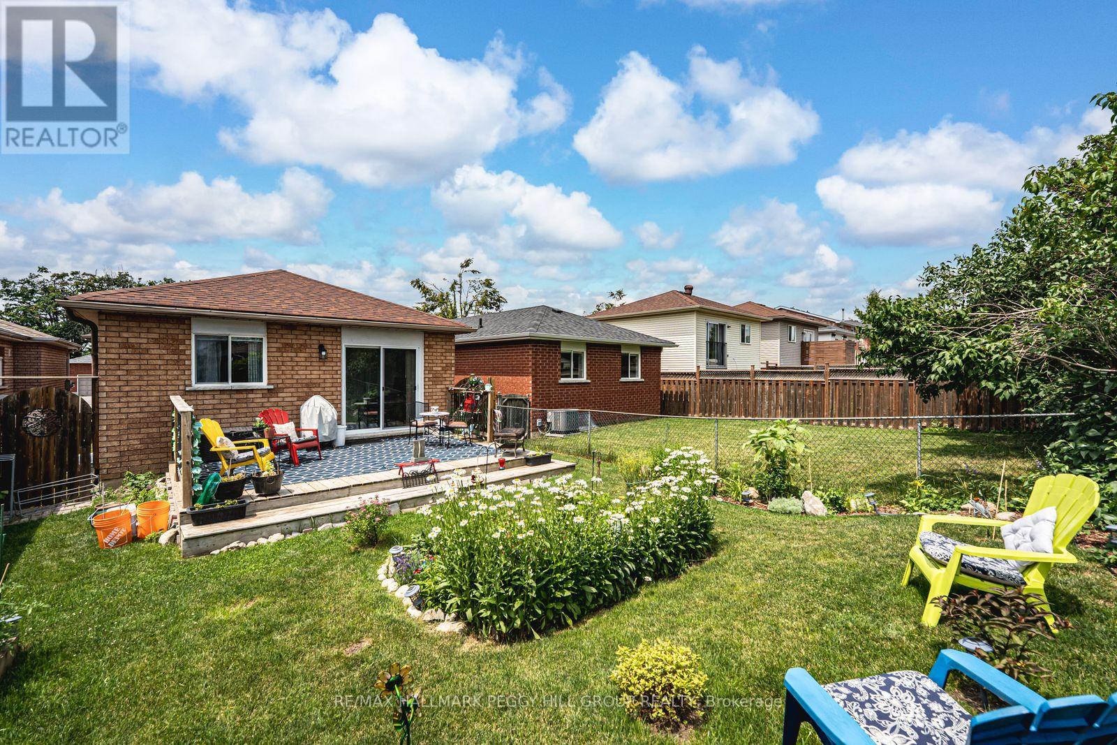 132 Benson Drive, Barrie (Northwest), Ontario  L4N 7Y3 - Photo 13 - S13032282