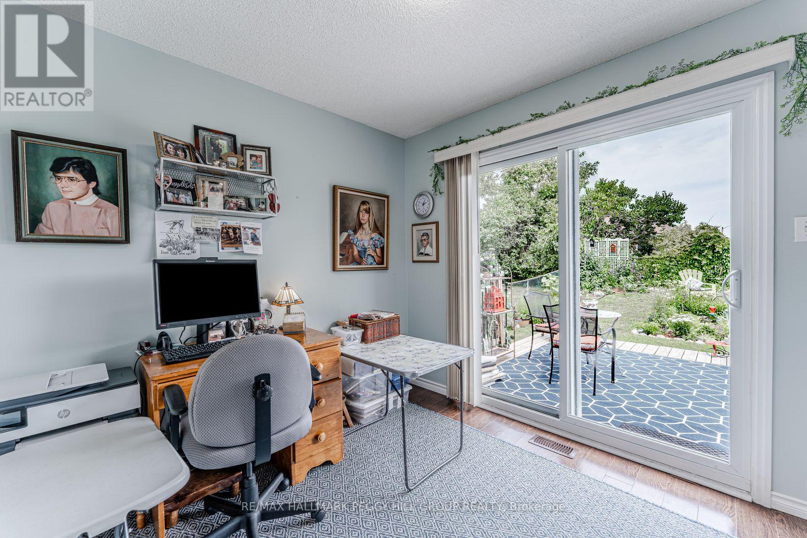 132 Benson Drive, Barrie (Northwest), Ontario  L4N 7Y3 - Photo 6 - S13032282