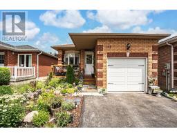 132 BENSON DRIVE, Barrie, Ontario