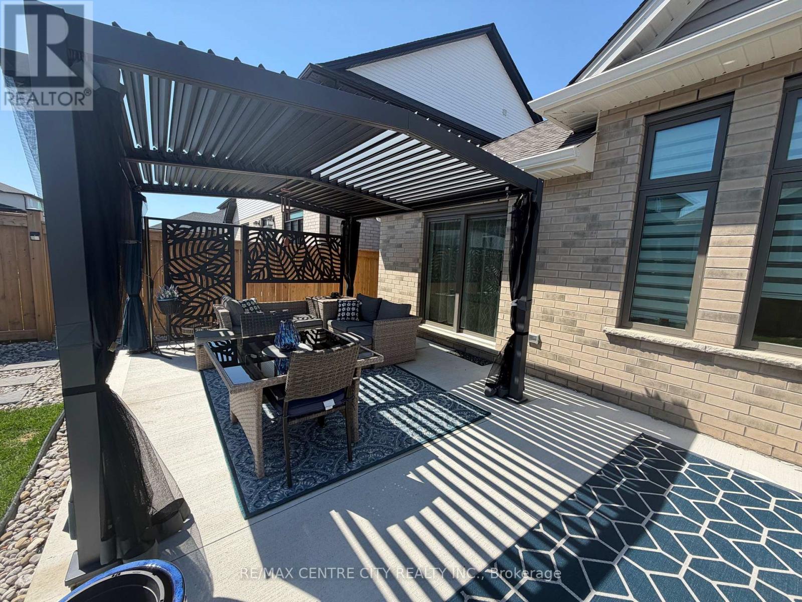 46 Snowy Owl Trail, Central Elgin, Ontario  N5R 0M6 - Photo 10 - X12827918