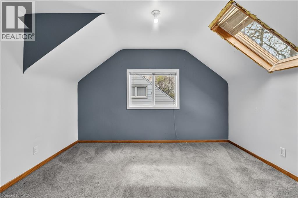 1367 St Marys Crescent, Burlington, Ontario  L7P 1S1 - Photo 16 - 40823174