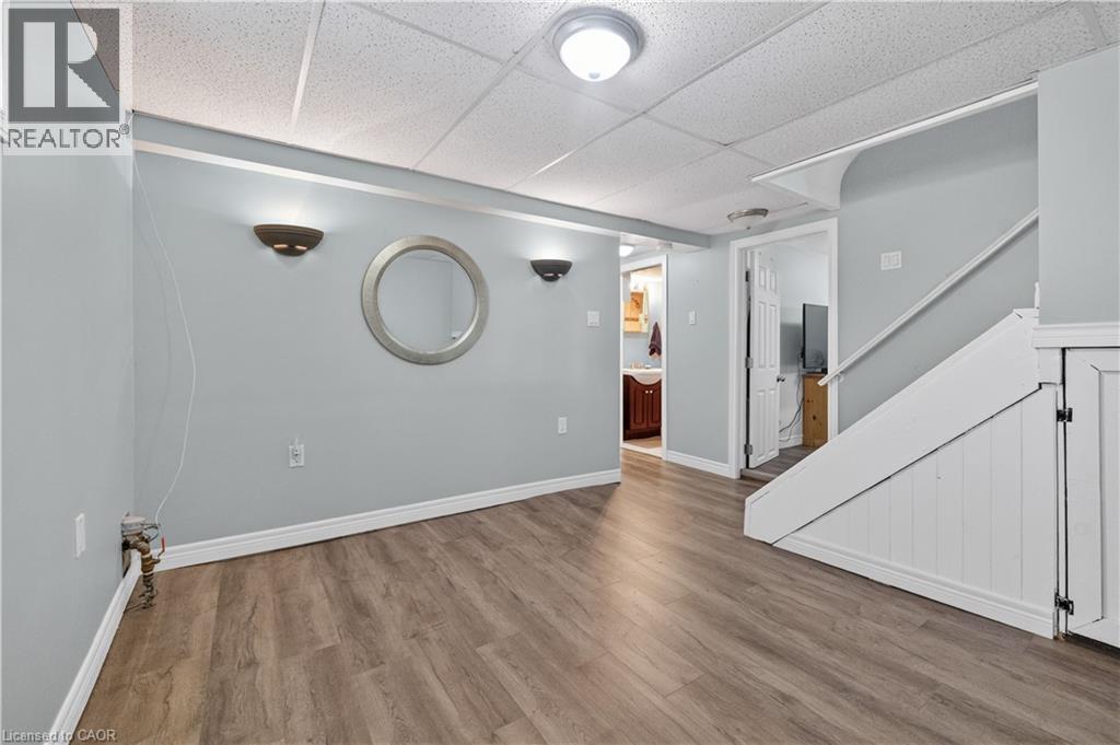 1367 St Marys Crescent, Burlington, Ontario  L7P 1S1 - Photo 20 - 40823174