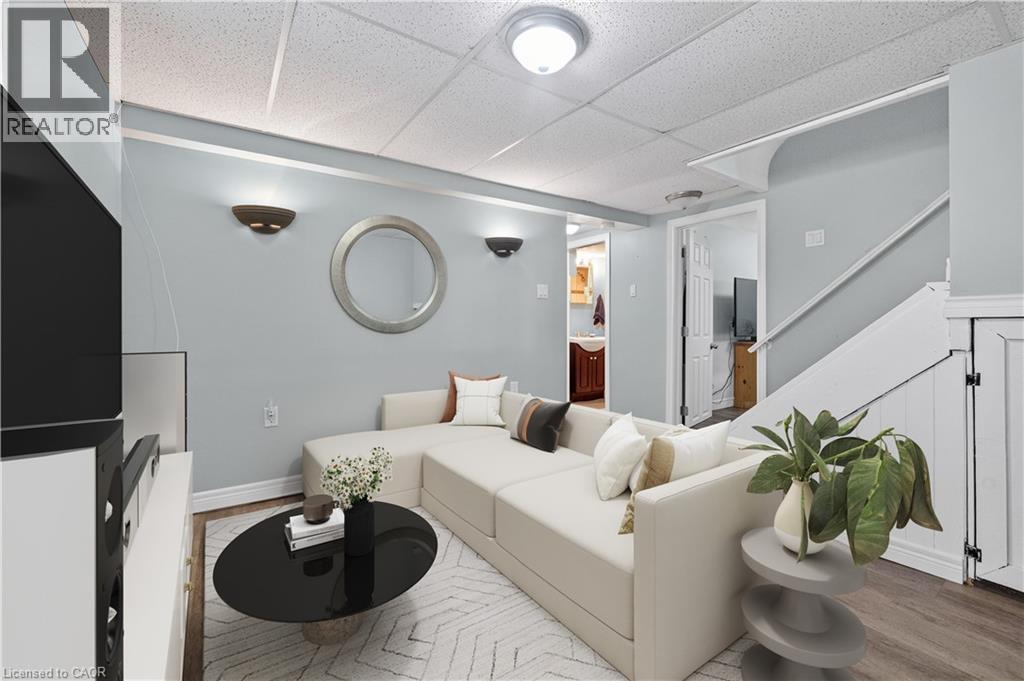 1367 St Marys Crescent, Burlington, Ontario  L7P 1S1 - Photo 21 - 40823174