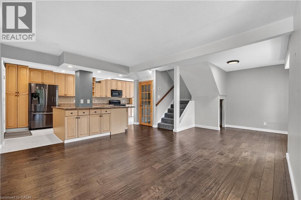 1367 St Marys Crescent, Burlington, Ontario  L7P 1S1 - Photo 9 - 40823174