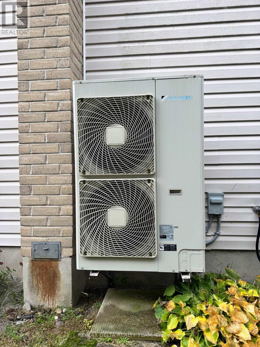 9 Peryl Road, Front Of Yonge, Ontario  K0E 1R0 - Photo 17 - X12660914