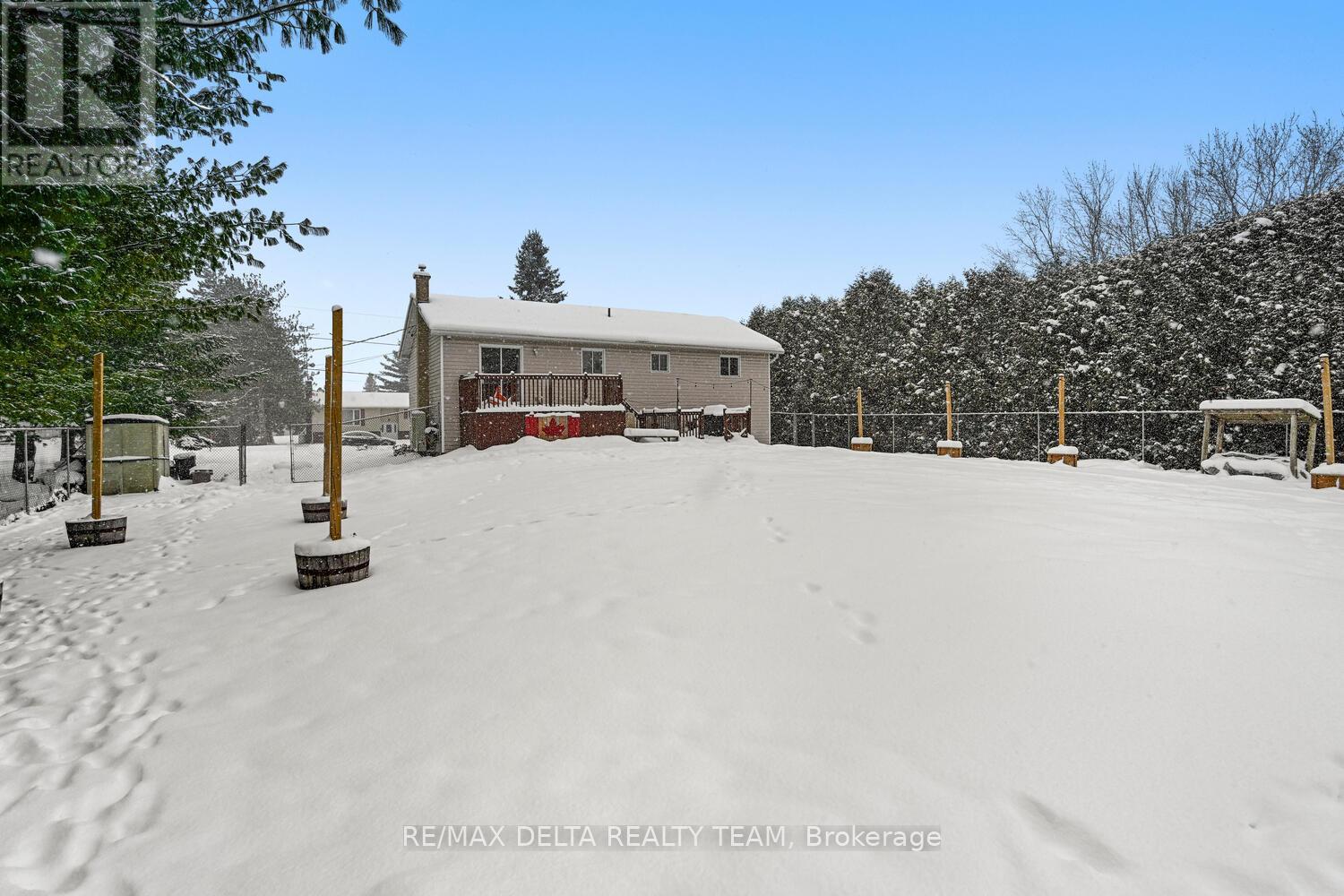 9 Peryl Road, Front Of Yonge, Ontario  K0E 1R0 - Photo 23 - X12660914