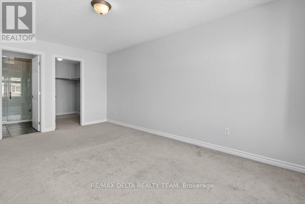 94 Feathertop Lane, Ottawa, Ontario  K2S 1E7 - Photo 17 - X12911170