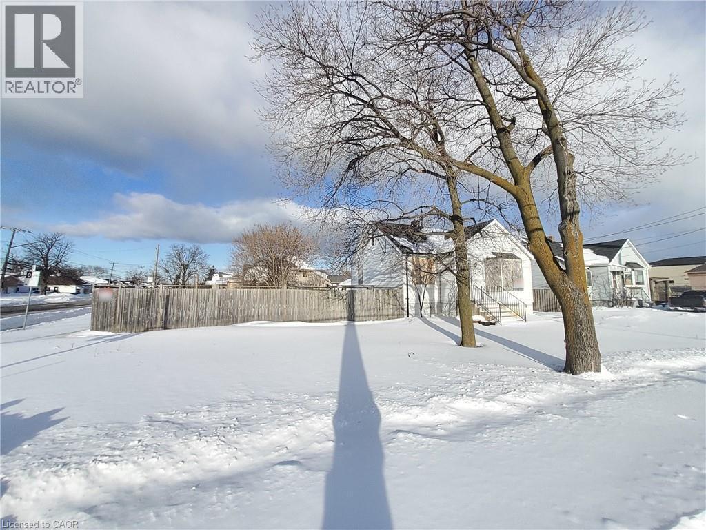 411-413 Highway 8, Stoney Creek, Ontario  L8G 1G1 - Photo 2 - 40801833