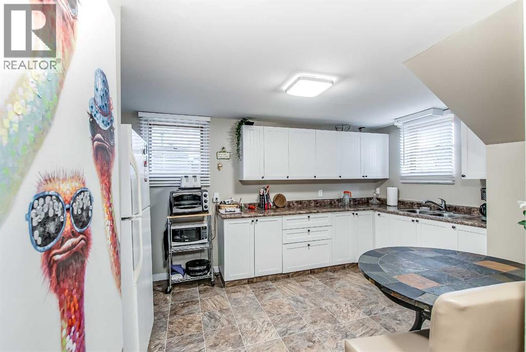 1061 Queen Street Se, Medicine Hat, Alberta  T1A 1B1 - Photo 24 - A2300816