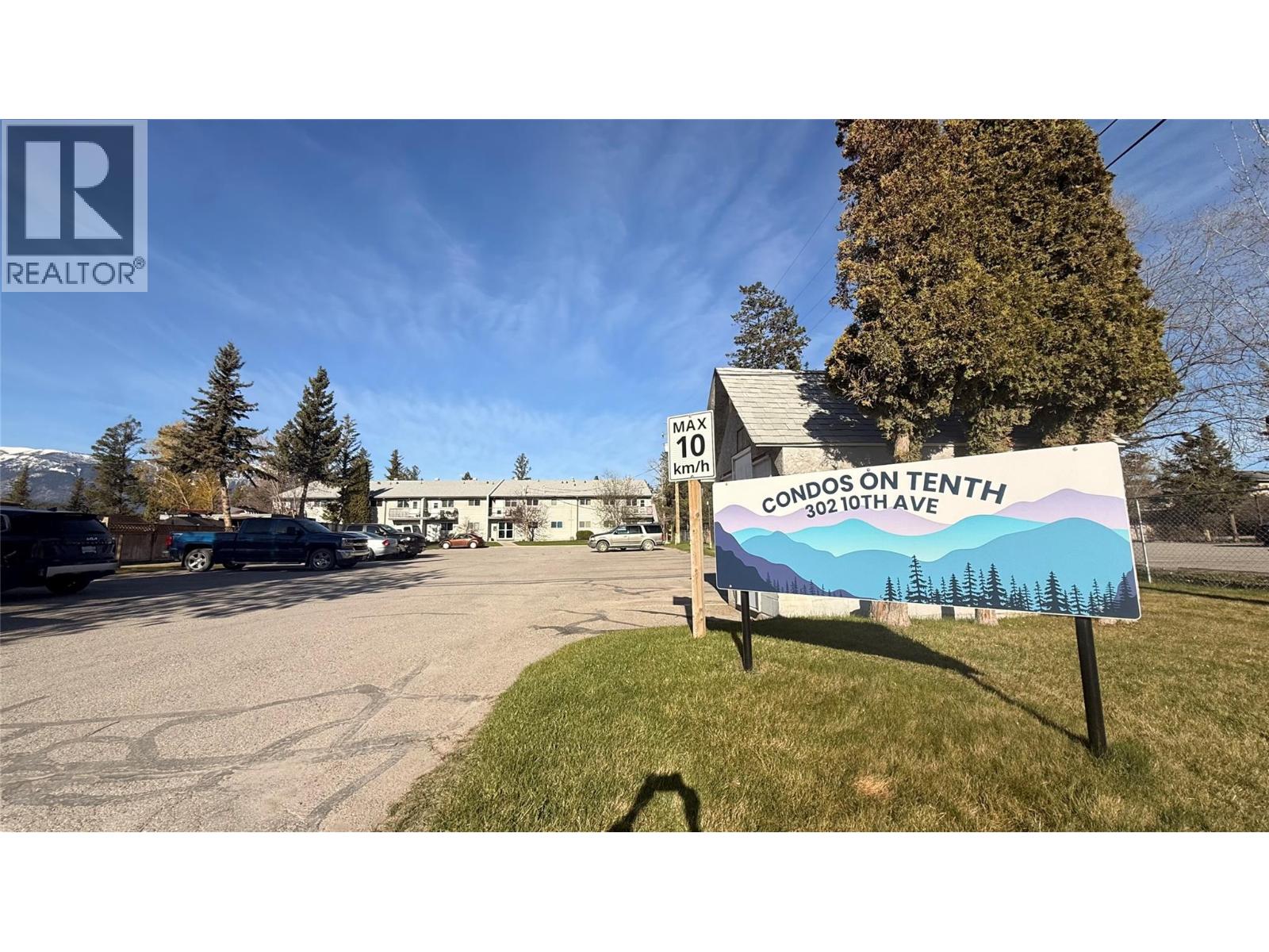 302 10th Avenue Unit# 206, Invermere, British Columbia  V0A 1K0 - Photo 1 - 10373634