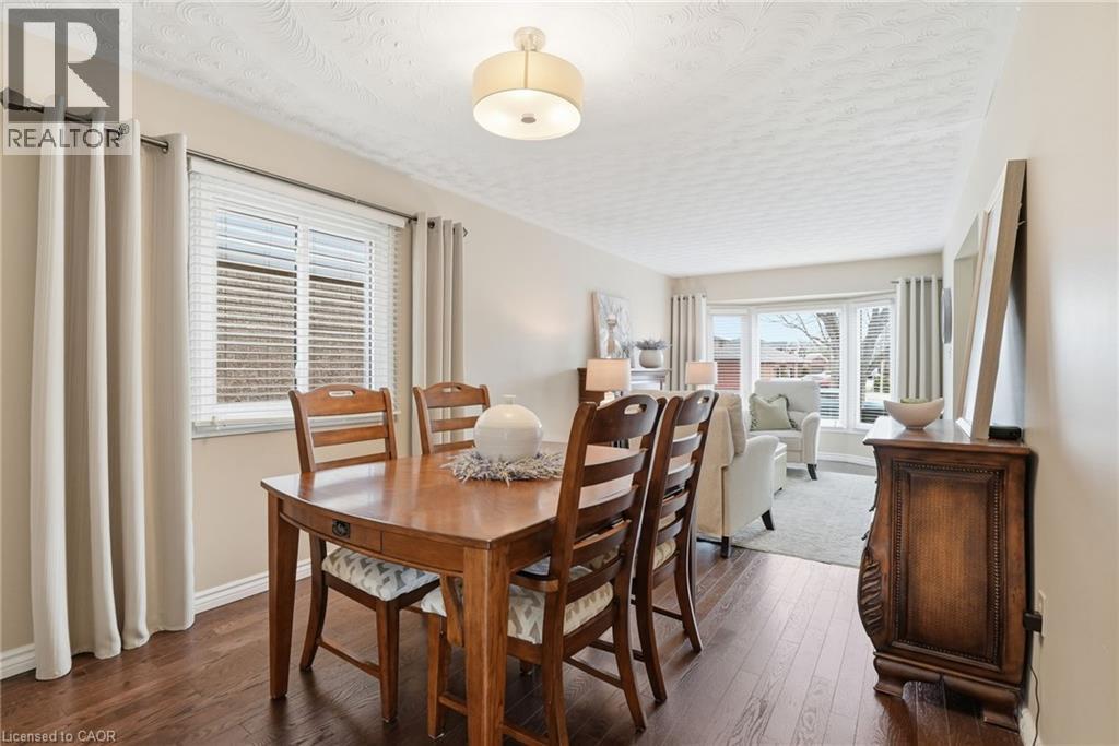 31 Republic Avenue, Hamilton, Ontario  L9B 2G6 - Photo 15 - 40812669