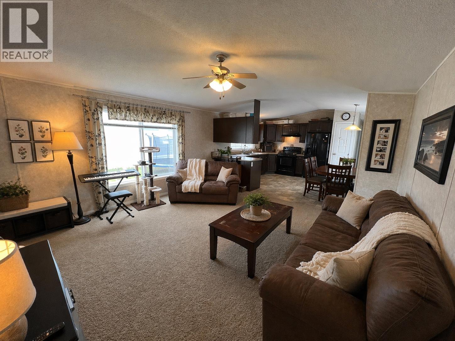 5514 Pine Crescent, Fort Nelson, British Columbia  V0C 1R0 - Photo 5 - R3114383