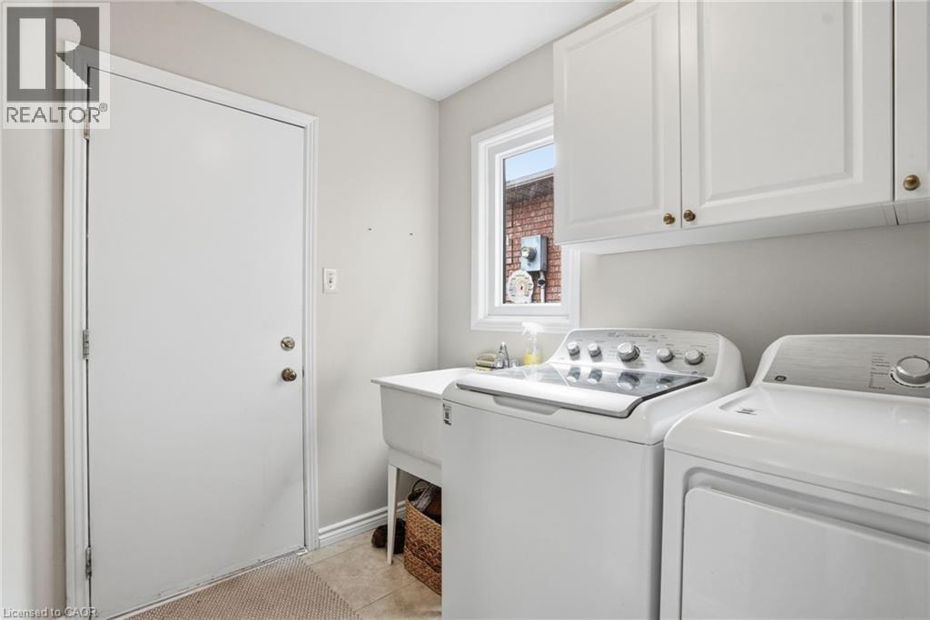 31 Republic Avenue, Hamilton, Ontario  L9B 2G6 - Photo 17 - 40812669