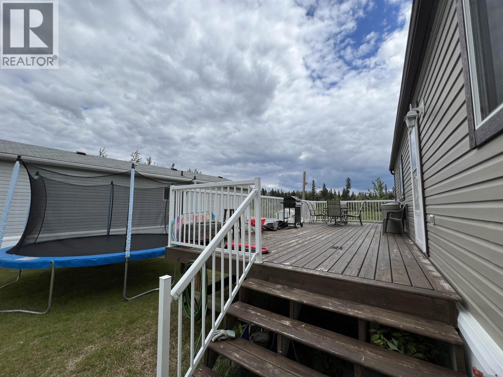 5514 Pine Crescent, Fort Nelson, British Columbia  V0C 1R0 - Photo 11 - R3114383