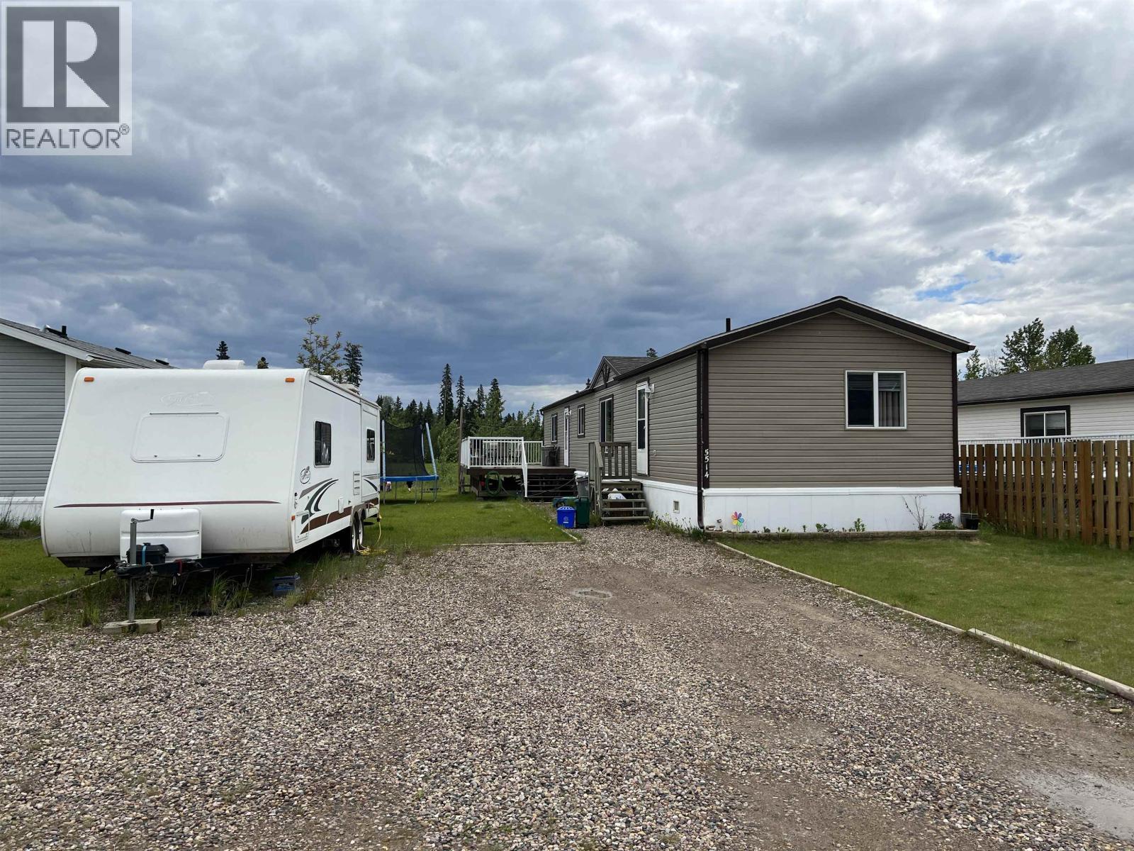 5514 Pine Crescent, Fort Nelson, British Columbia  V0C 1R0 - Photo 1 - R3114383