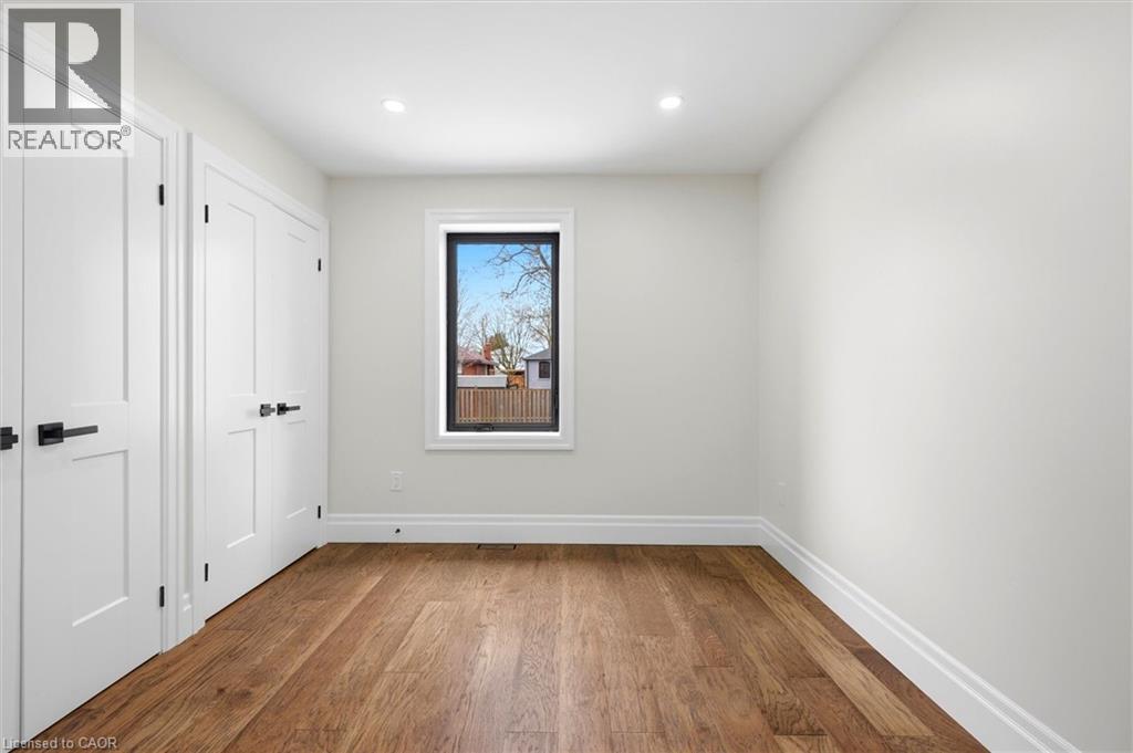 24 Treeview Drive, Toronto, Ontario  M8W 4B9 - Photo 16 - 40822829