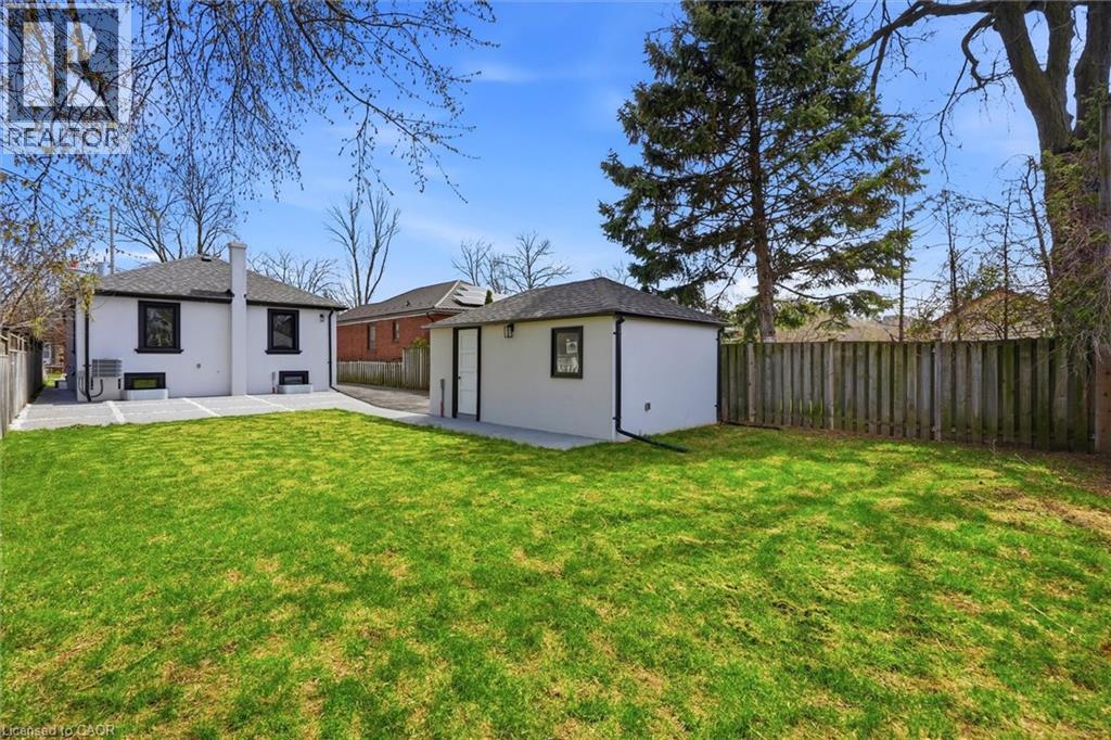 24 Treeview Drive, Toronto, Ontario  M8W 4B9 - Photo 35 - 40822829