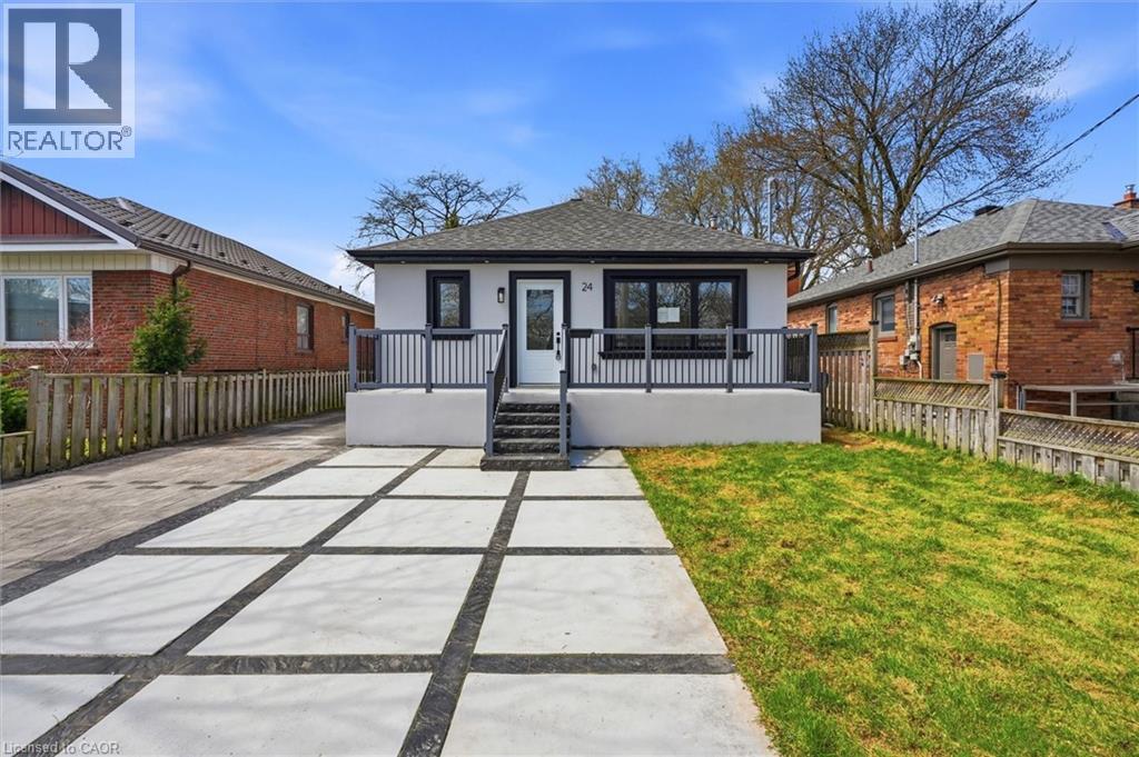 24 Treeview Drive, Toronto, Ontario  M8W 4B9 - Photo 3 - 40822829