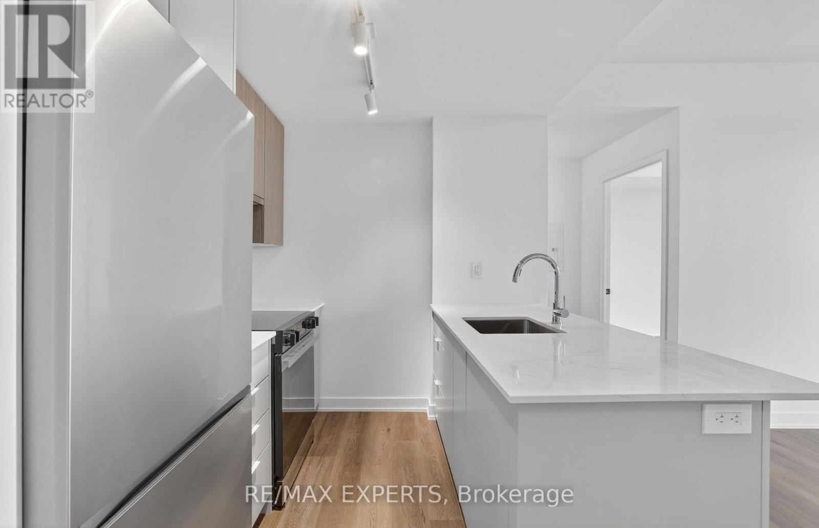 601 - 2075 Lakeshore Road, Burlington, Ontario  L7R 1E2 - Photo 10 - W13032192