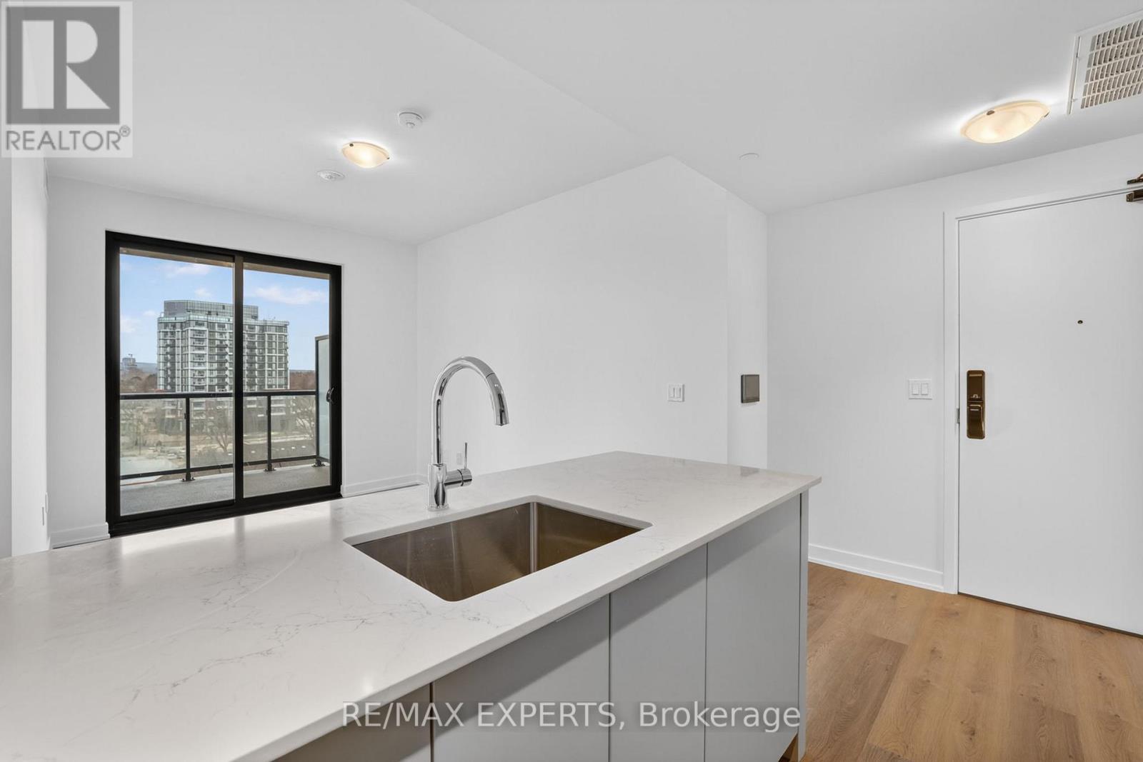 601 - 2075 Lakeshore Road, Burlington, Ontario  L7R 1E2 - Photo 15 - W13032192