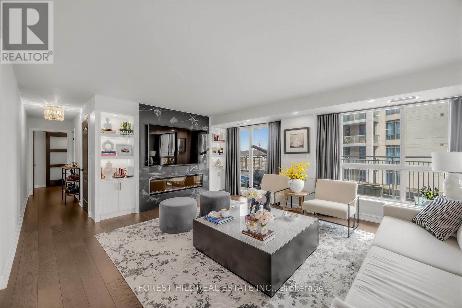 802 - 2111 LAKE SHORE BOULEVARD W, Toronto, Ontario