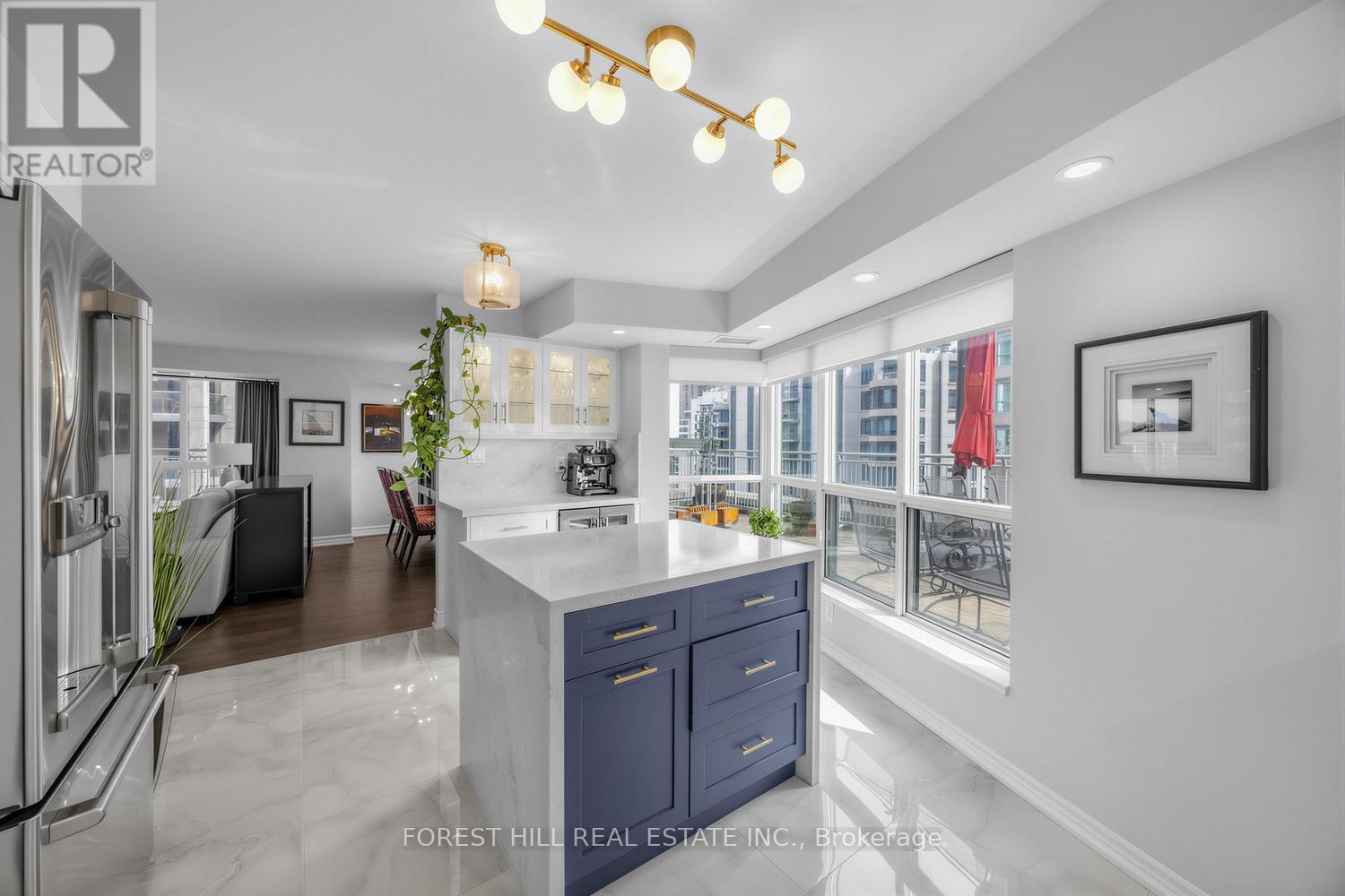 802 - 2111 Lake Shore Boulevard W, Toronto, Ontario  M8V 4B2 - Photo 4 - W13032220