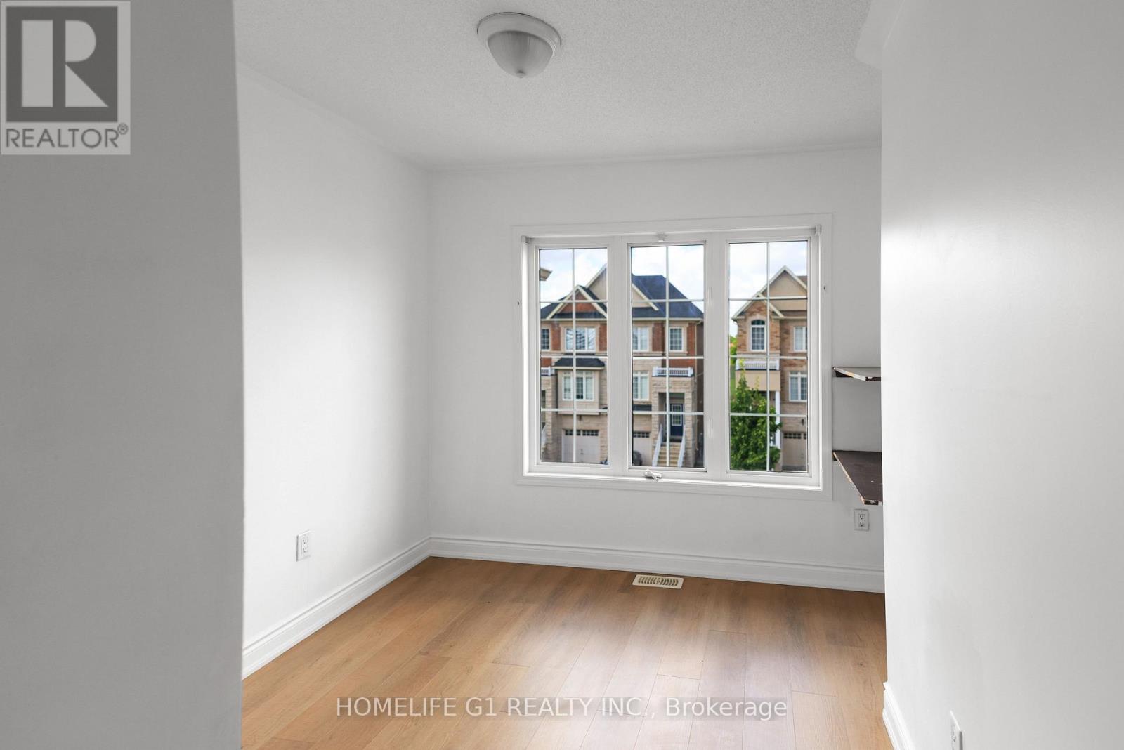 35 Harpreet Circle, Toronto (West Humber-Clairville), Ontario  M9W 0E1 - Photo 21 - W13032224