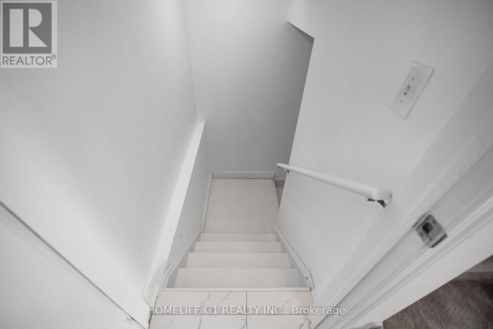 35 Harpreet Circle, Toronto (West Humber-Clairville), Ontario  M9W 0E1 - Photo 40 - W13032224