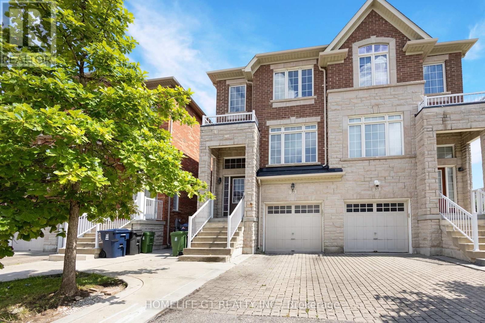 35 Harpreet Circle, Toronto (West Humber-Clairville), Ontario  M9W 0E1 - Photo 6 - W13032224