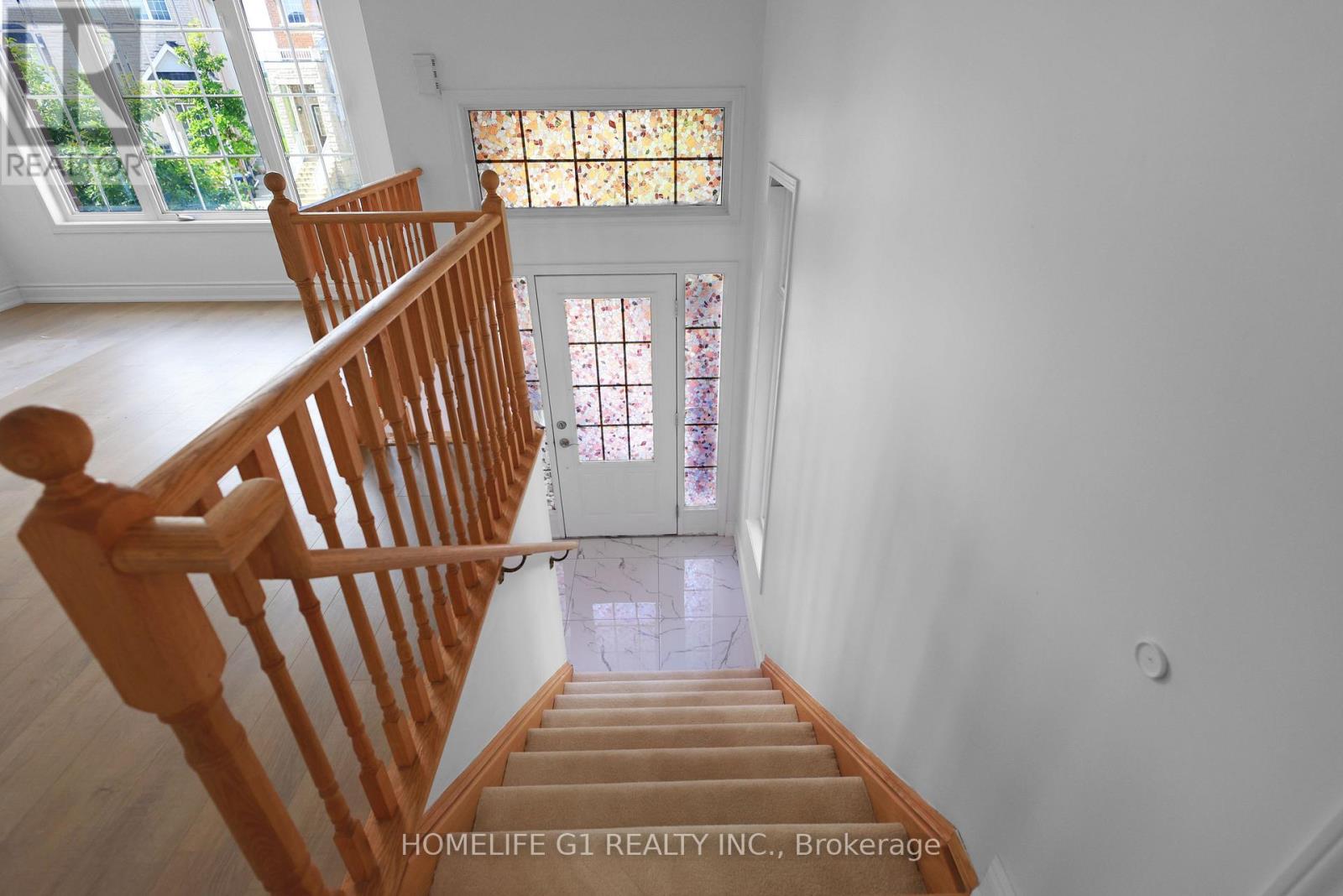 35 Harpreet Circle, Toronto (West Humber-Clairville), Ontario  M9W 0E1 - Photo 8 - W13032224