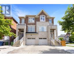 35 HARPREET CIRCLE, Toronto, Ontario