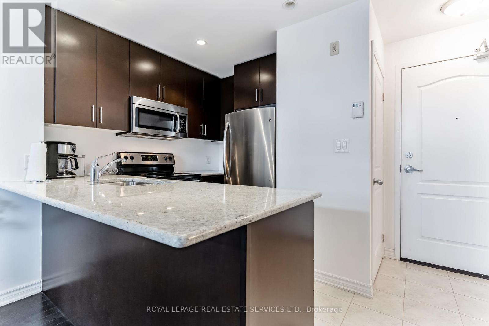 404 - 5327 Upper Middle Road, Burlington, Ontario  L7L 0E9 - Photo 4 - W13032242