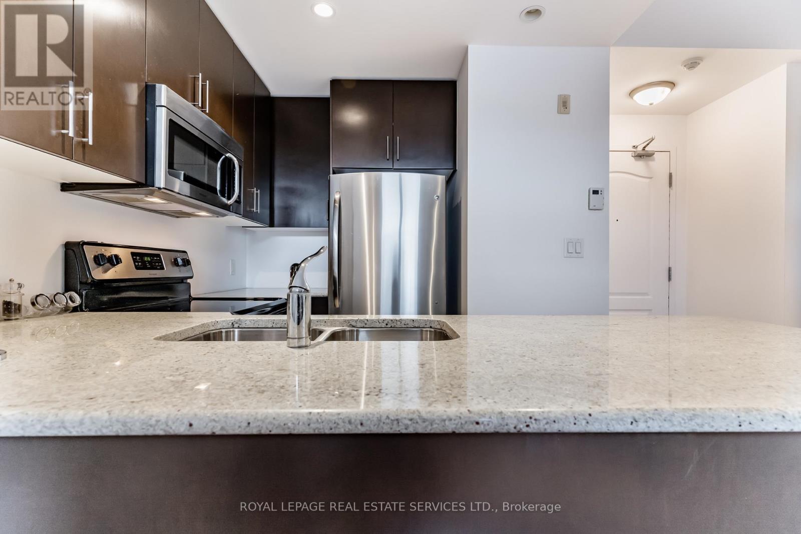 404 - 5327 Upper Middle Road, Burlington, Ontario  L7L 0E9 - Photo 5 - W13032242