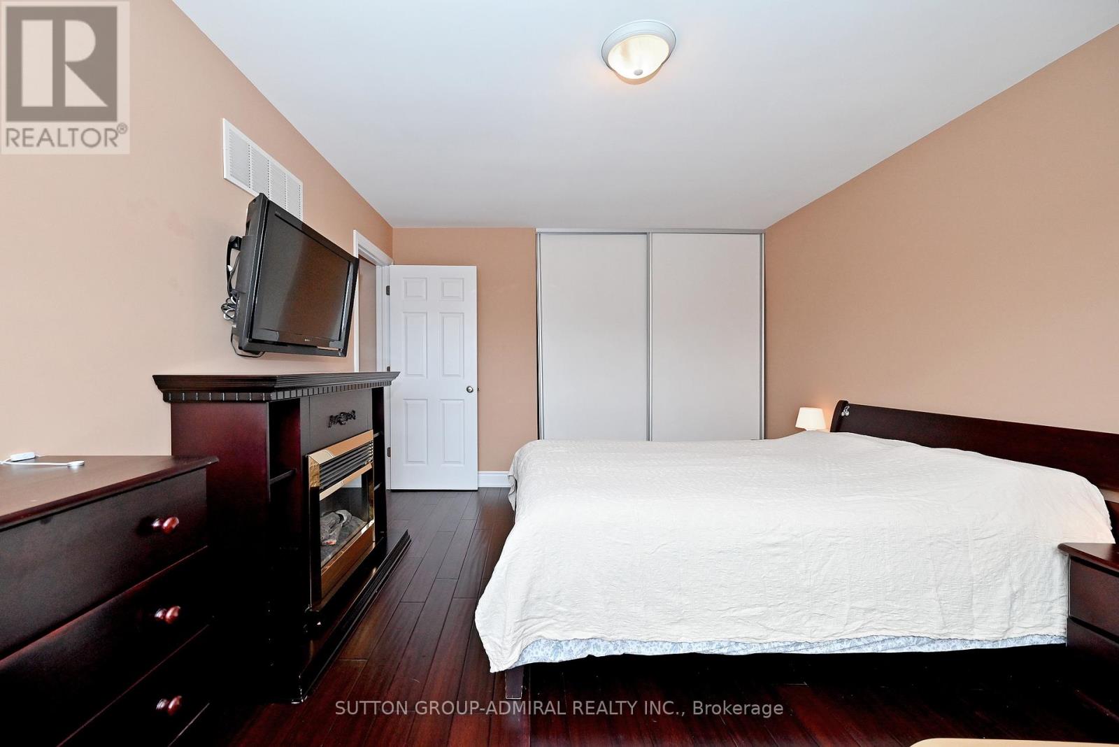 21 Bigham Crescent, Toronto, Ontario  M9C 5C5 - Photo 23 - W13032292