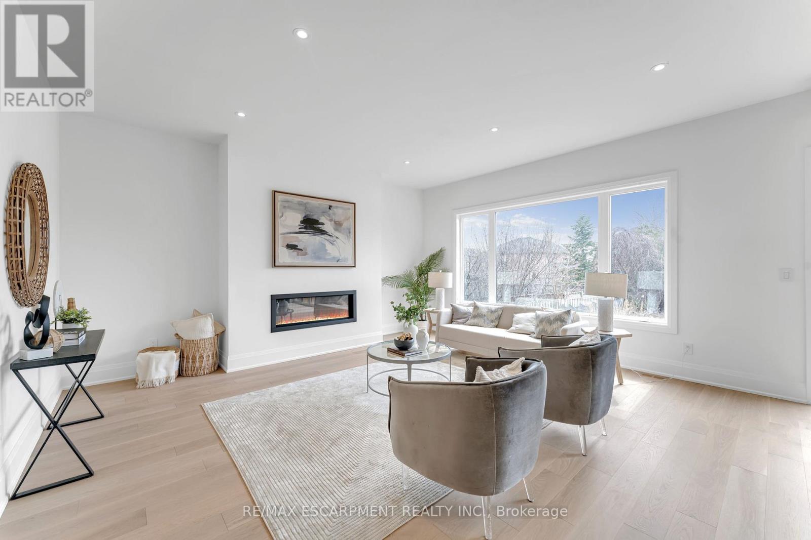 2350 Eighth Line, Oakville, Ontario  L6H 7E6 - Photo 13 - W13032326