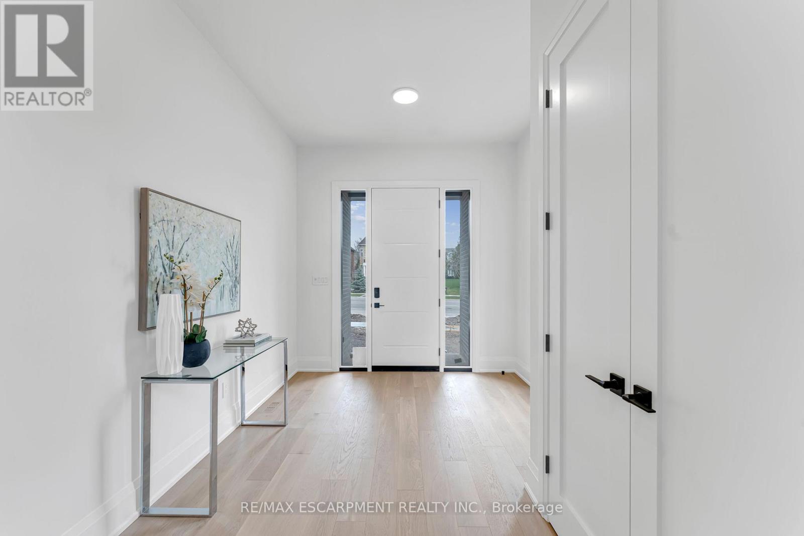 2350 Eighth Line, Oakville, Ontario  L6H 7E6 - Photo 2 - W13032326