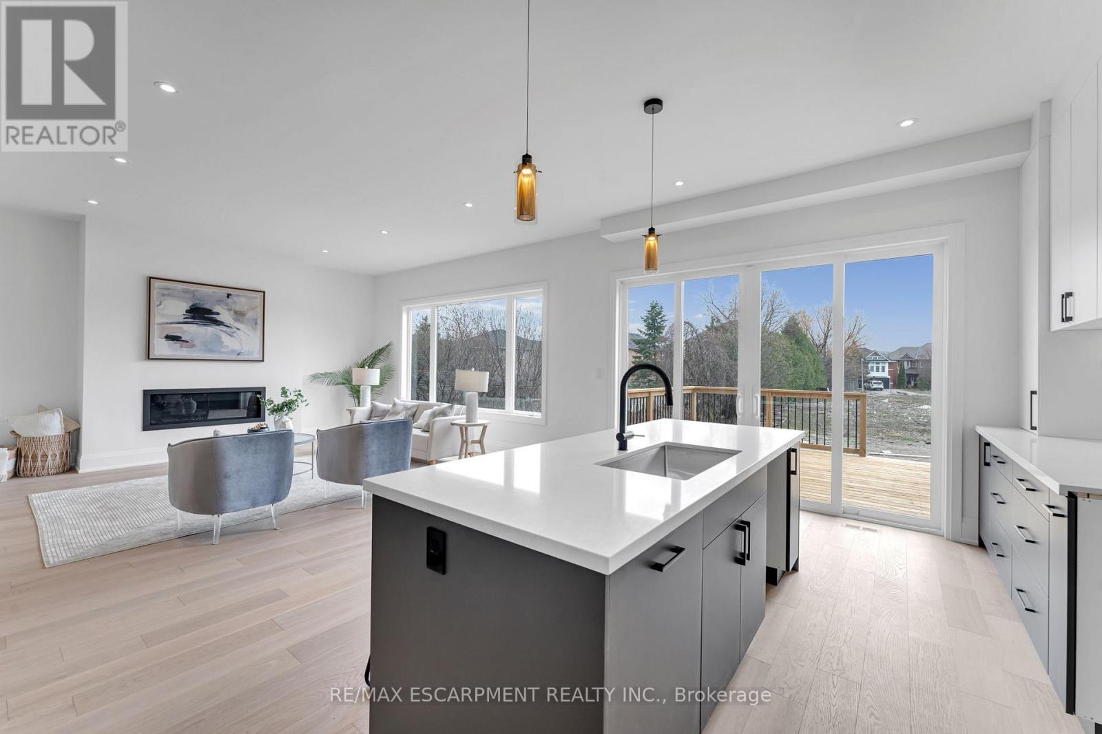 2350 Eighth Line, Oakville, Ontario  L6H 7E6 - Photo 22 - W13032326