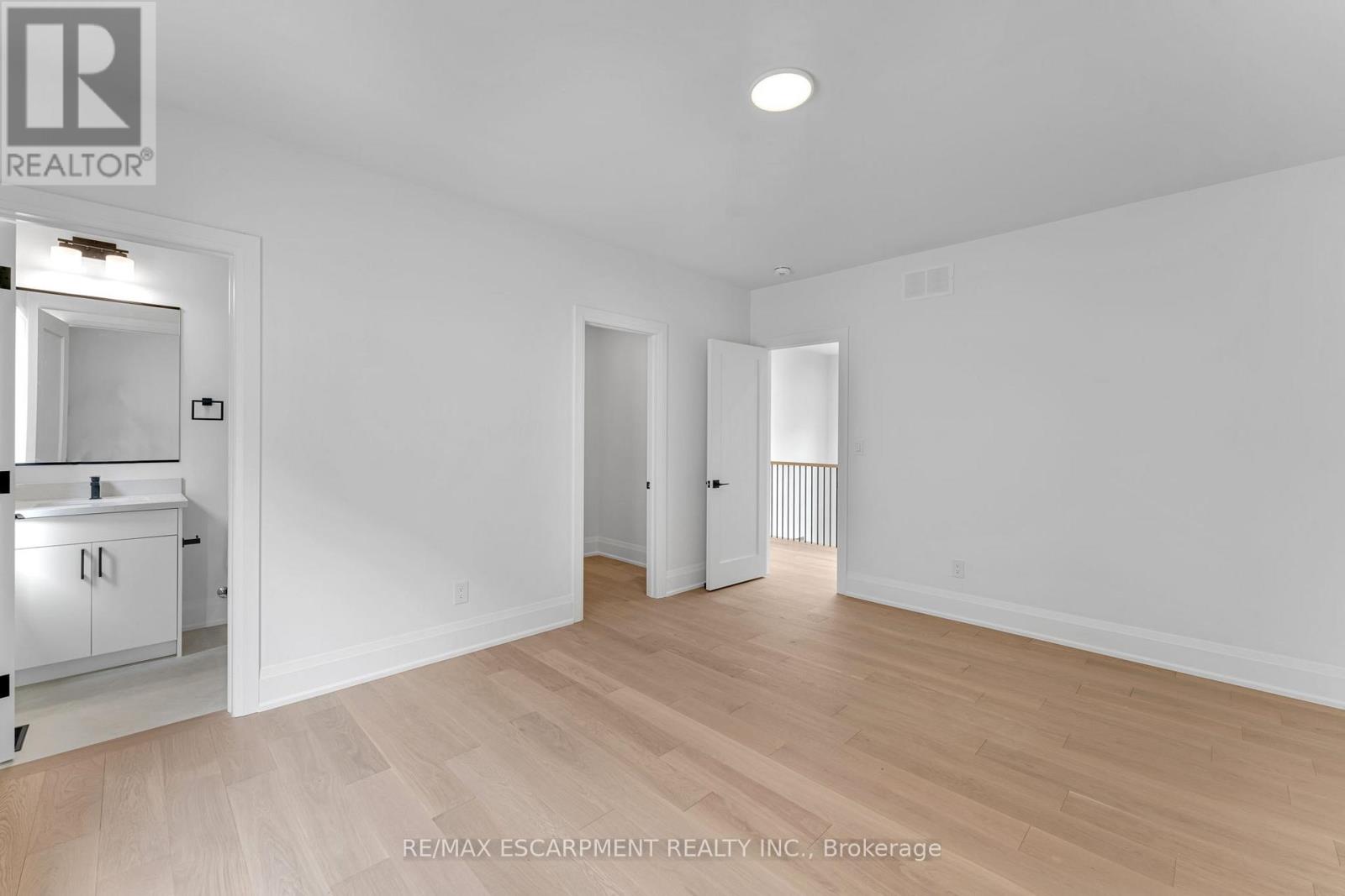 2350 Eighth Line, Oakville, Ontario  L6H 7E6 - Photo 37 - W13032326